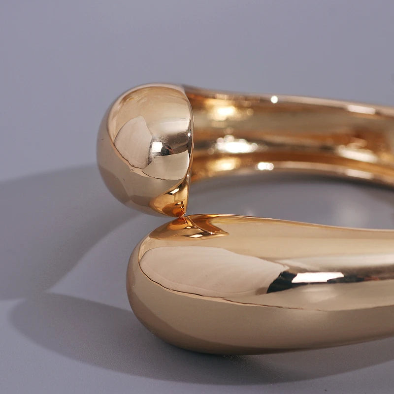 ZHUWEI Women's Gold Plated Open Bangle | Chunky Sculptural Wrist Cuff | Zinc Alloy Fashion Jewellery