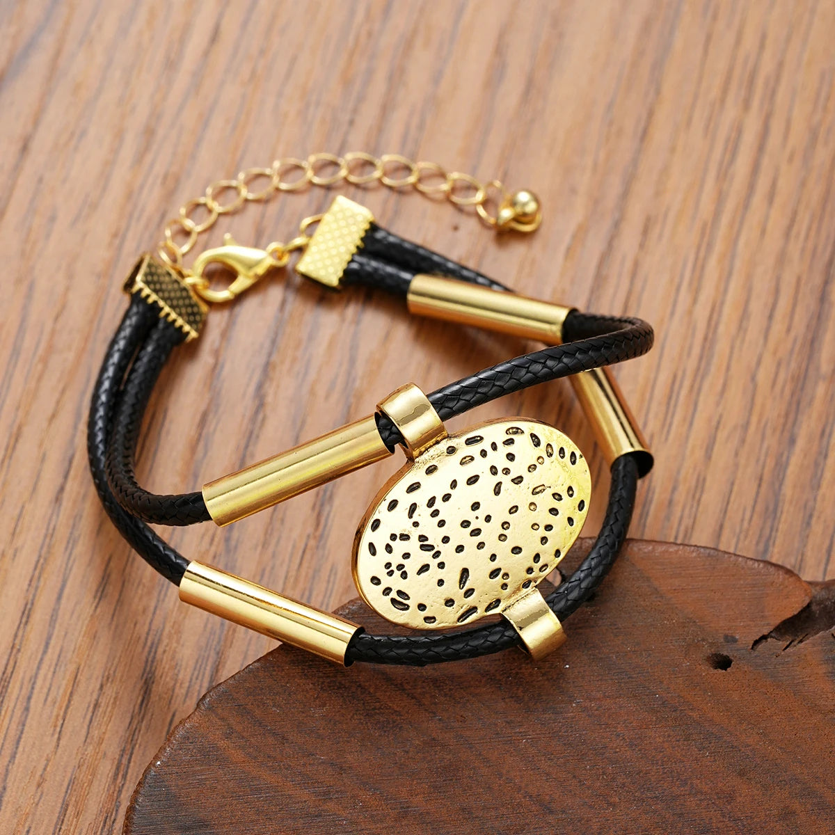 Vintage Faux Leather and Metal Oval Necklace and Bracelet for Women, Gold and Silver, 2 Pieces with Double Layer Chain