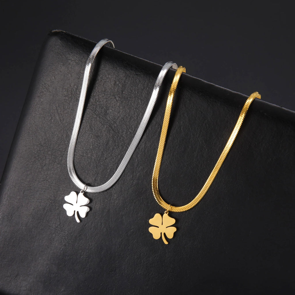 Skyrim Waterproof Lucky Clover Pendant Necklace | Stainless Steel Snake Chain | Anti-Tarnish Hypoallergenic Jewellery