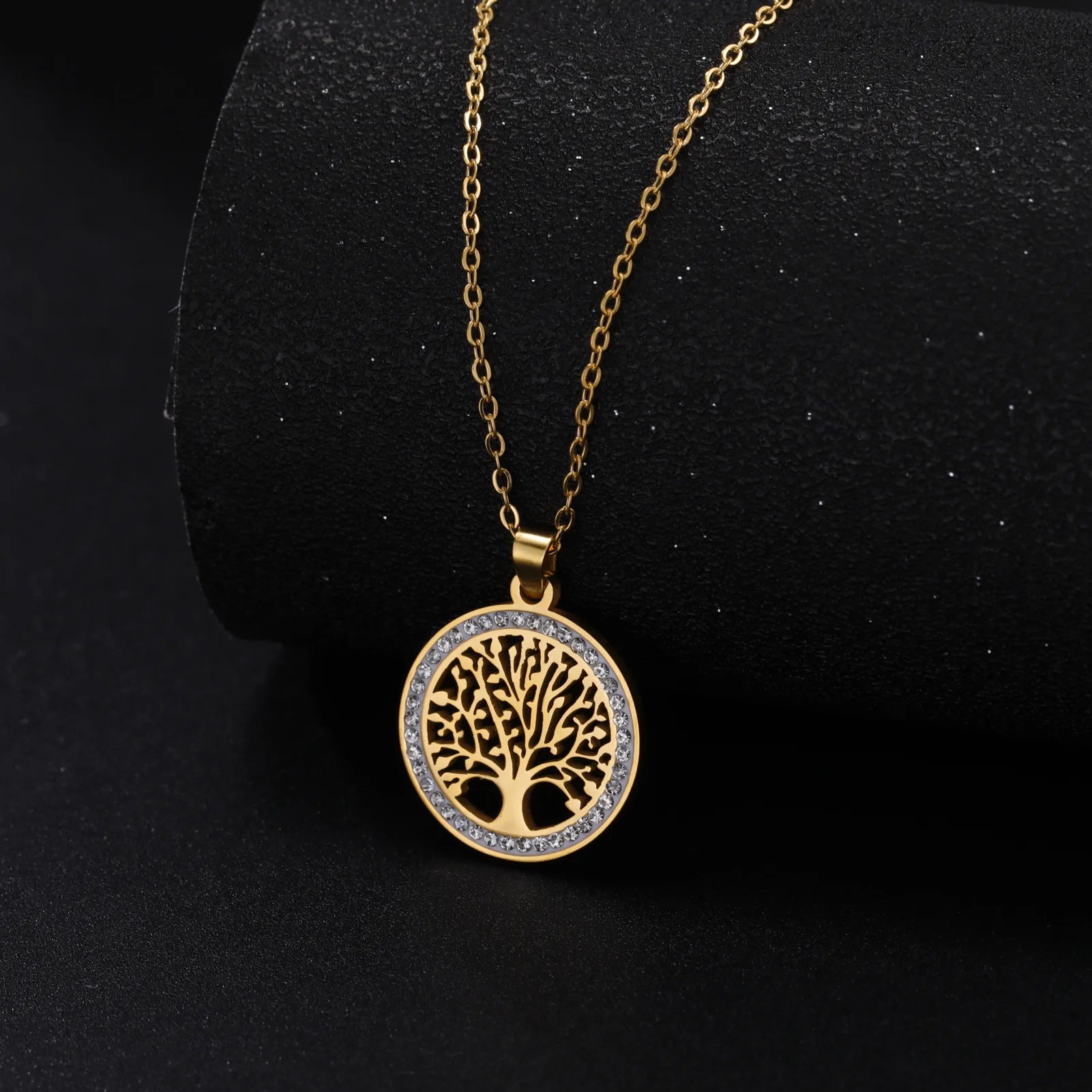 Minimalist Solitaire Pendant Necklace | Gold Plated Stainless Steel O-Chain | Unisex Office/Career Jewellery