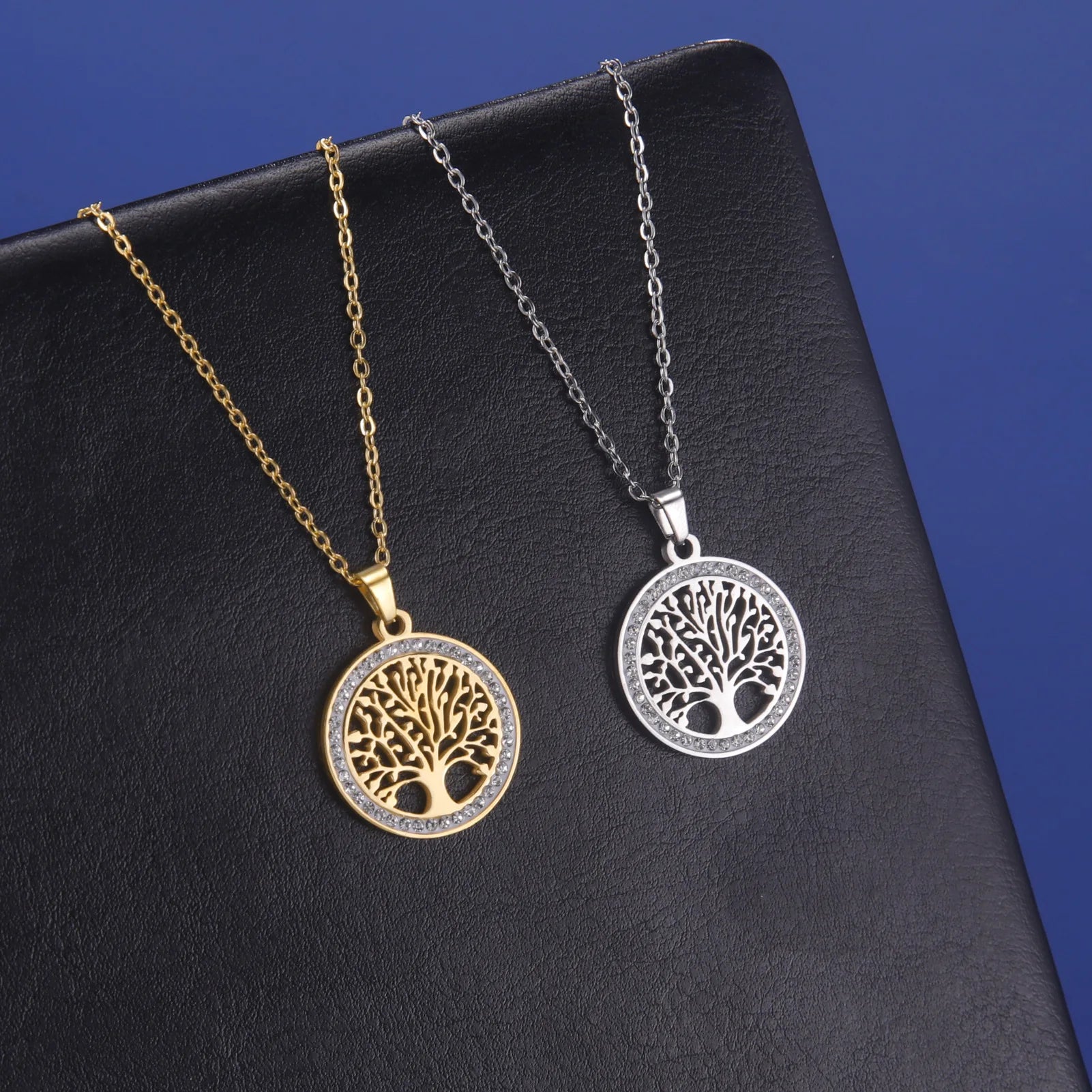 Minimalist Solitaire Pendant Necklace | Gold Plated Stainless Steel O-Chain | Unisex Office/Career Jewellery