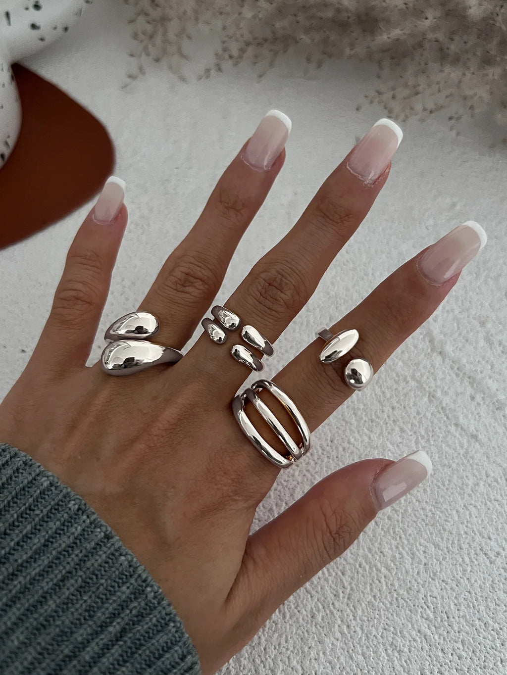 DIEZI 4Pcs Adjustable Gold Ring Set | Sculptural Fluid Statement Rings | Midi Knuckle Joint Jewellery