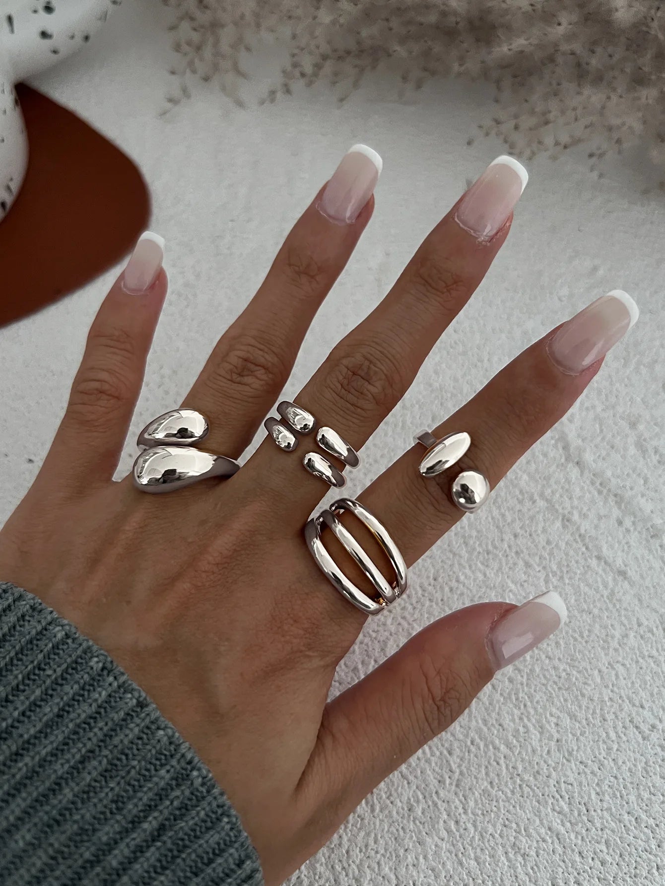 DIEZI 4Pcs Adjustable Gold Ring Set | Sculptural Fluid Statement Rings | Midi Knuckle Joint Jewellery