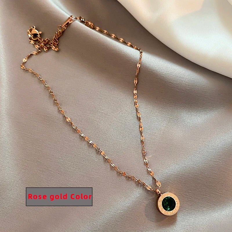 TAOYA Women's Floral Pendant Necklace | Gold Tone Stainless Steel Filigree Flower Statement Jewellery