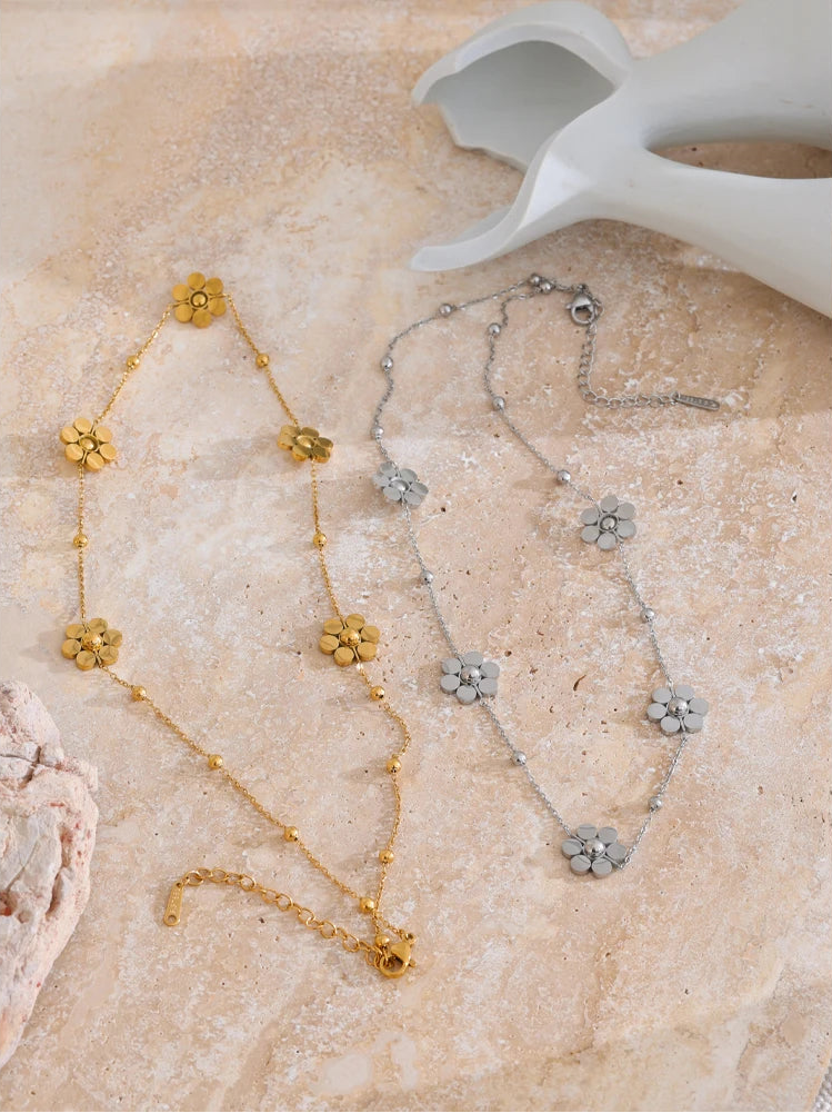 Yhpup Women's PVD Gold Plated Flower Chain Necklace | Stainless Steel Anti-Tarnish Jewellery | Trendy Layering Piece