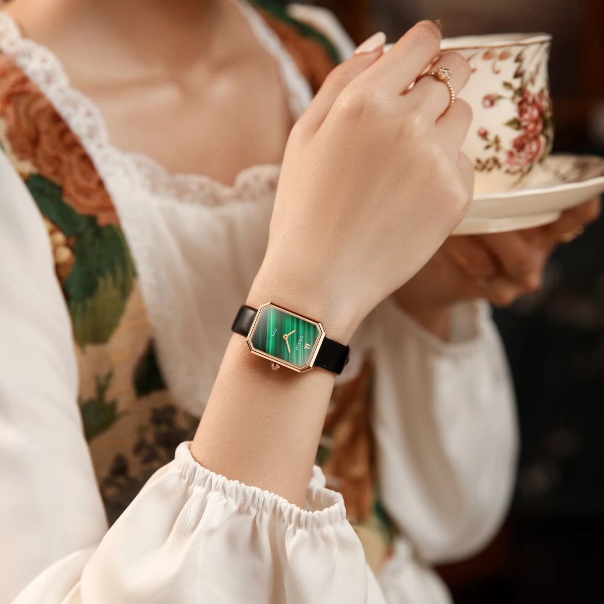 OBLVLO women's quartz watch, rose gold case, leather strap, malachite dial with diamond surface and sapphire crystal.