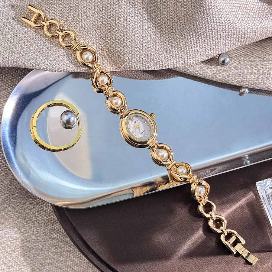 HOWDY HD4008 Women's Quartz Watch | Gold Tone Heart Bracelet | Iridescent Gemstones | Jewelry Bangle Watch