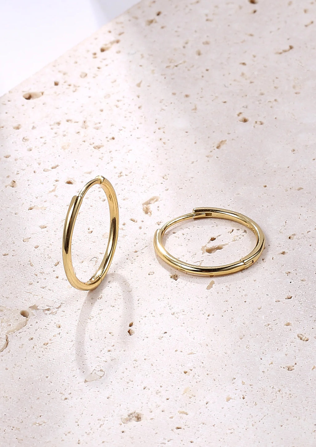 BAMOER 925 Sterling Silver Huggie Hoop Earrings | Gold Plated Minimalist Hoops | Fine Jewellery Multi-Piercing Set