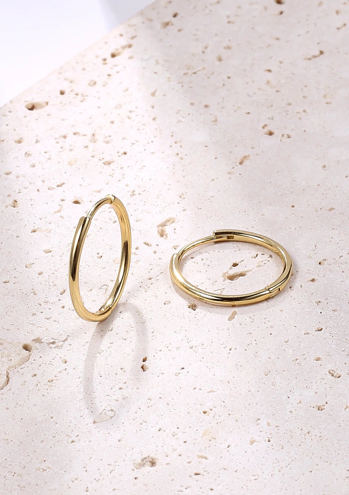 BAMOER 925 Sterling Silver Huggie Hoop Earrings | Gold Plated Minimalist Hoops | Fine Jewellery Multi-Piercing Set